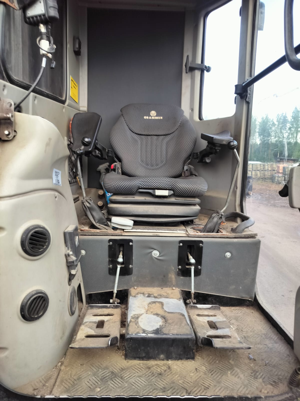 WhatsApp Image 2025-08-26 at 16.49.29 (3)