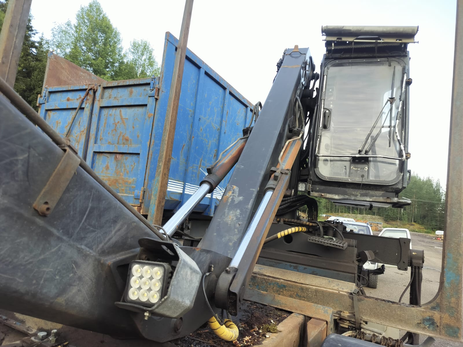 WhatsApp Image 2025-08-26 at 16.49.31 (1)